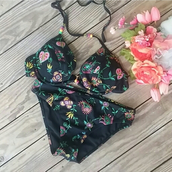 Victoria’s Secret ✦ Embroidered Floral Bikini Set ✦ Triangle Halter Top + Beaded - Picture 8 of 16